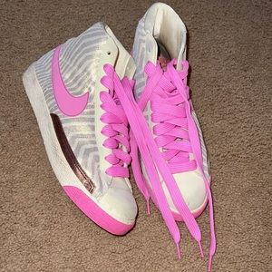 high top pink nikes